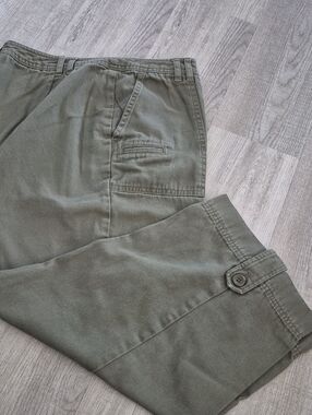 Studio Works Olive Capri Pants with Button Waist Tab